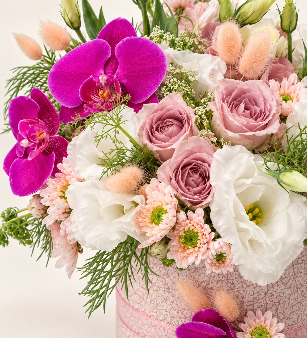 Pink Sparkle çiçek ve kutu malzemesi detay görünümü