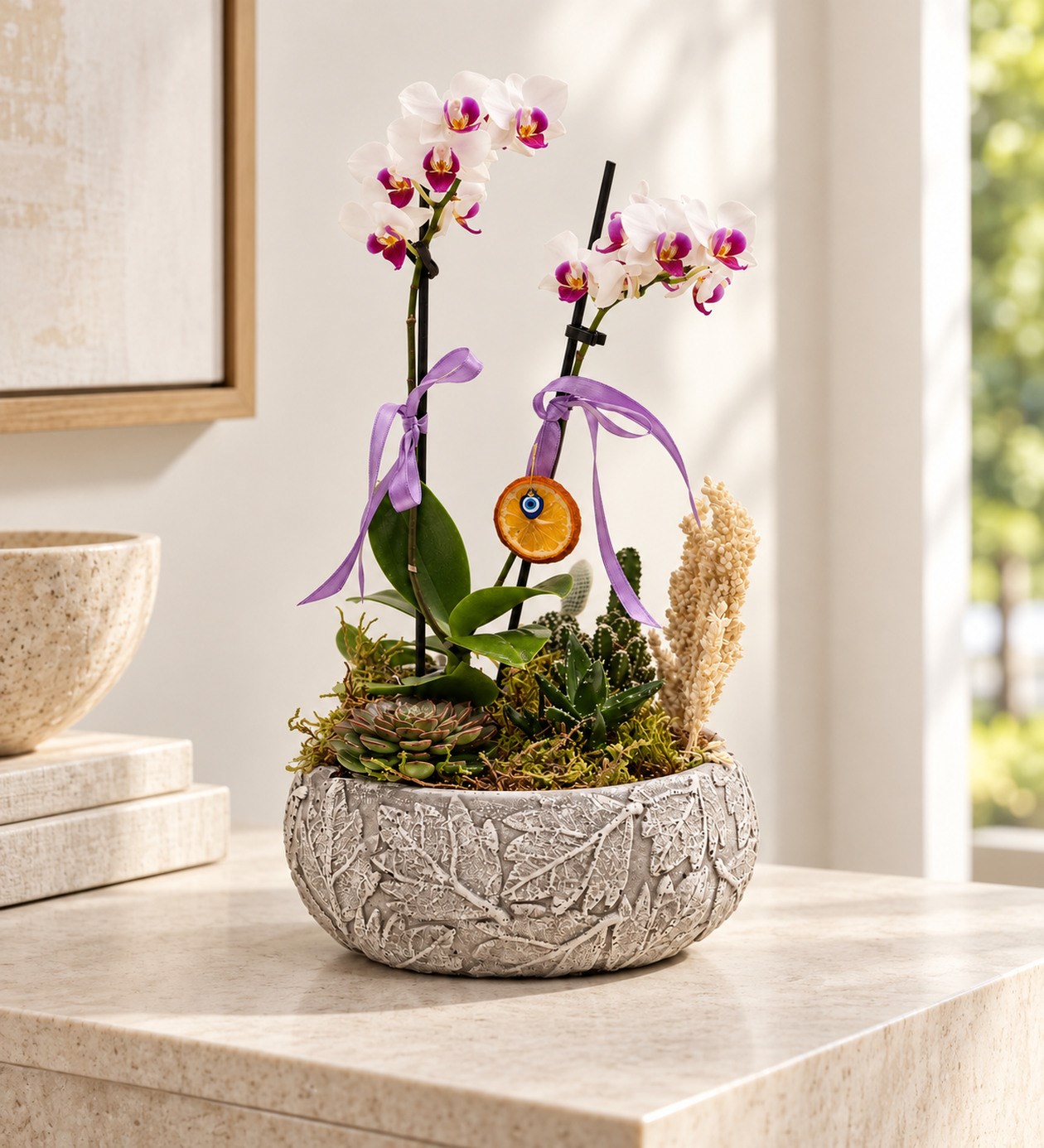 Mini Orkide Garden yaşam alanında gerçekçi boyut görünümü
