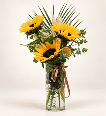 Love SunFlowers, vazoda ayçiçekleri