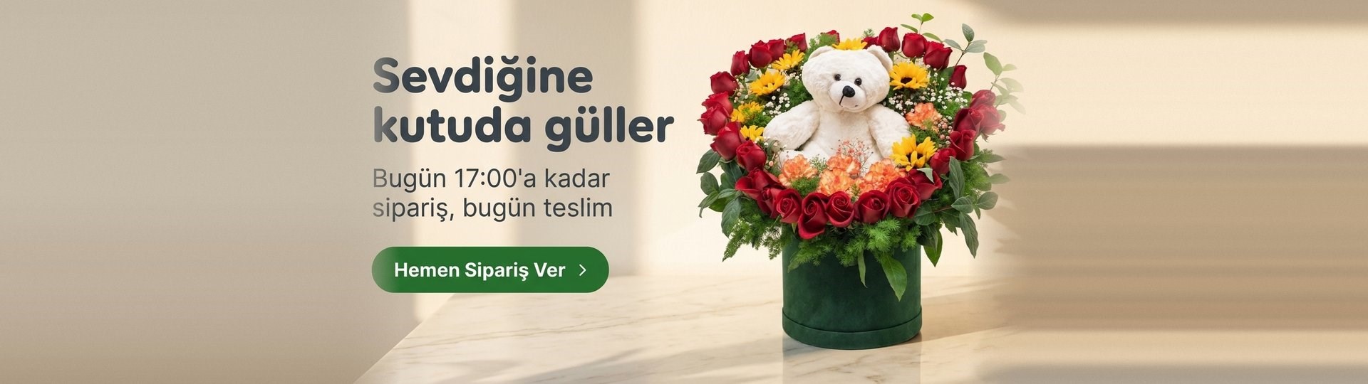 Kadife kutuda ayıcıklı kırmızı gül kalbi. Bugün 17:00'a kadar sipariş, bugün teslim.